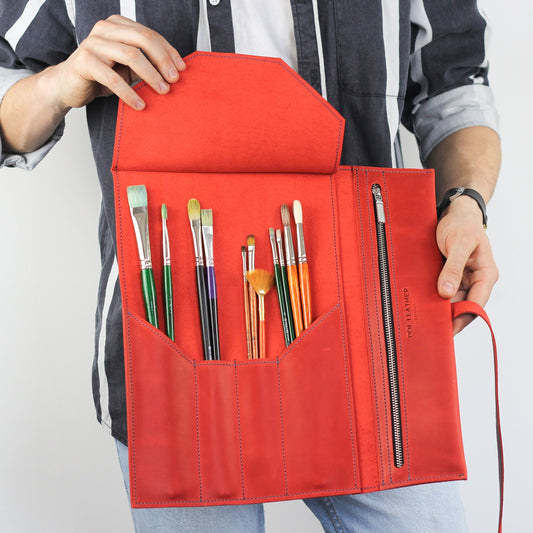 Graduation Gift for Artist, Leather Pencil and Brush Roll, Personalized Art Organizer, Handmade Sketch Wrap