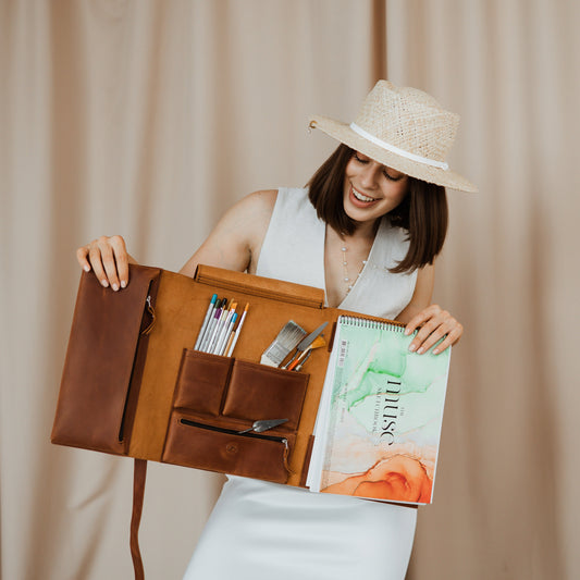 Travel Sketchbook Cover in Leather, Portable Art Journal Holder, Refillable Drawing Case for Artists on the Go